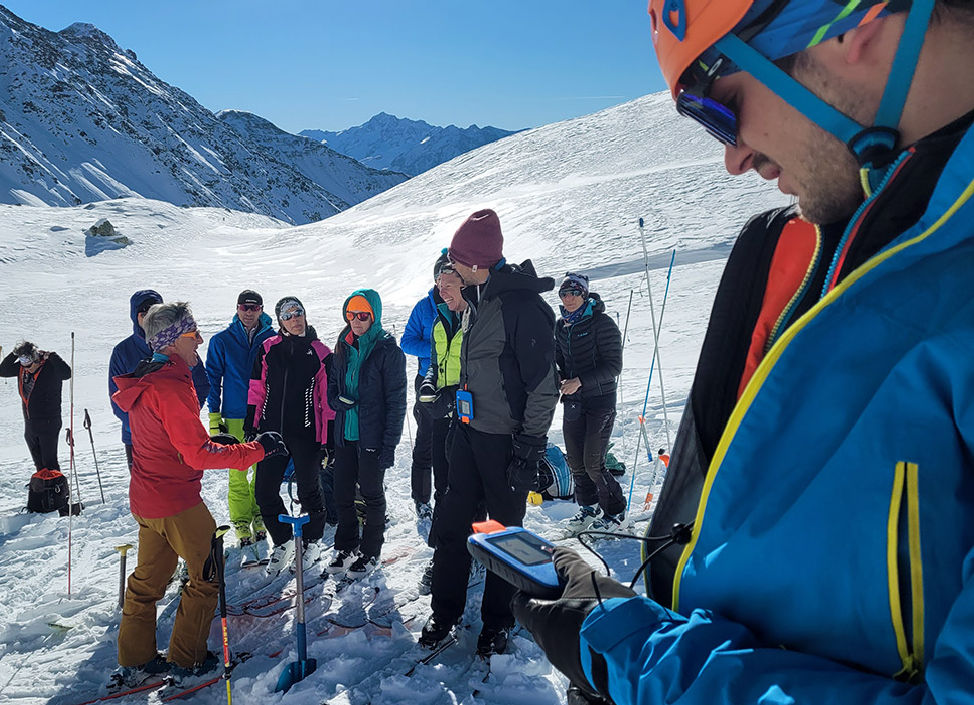 cai-pezzopontedilegno-sci-alpinismo